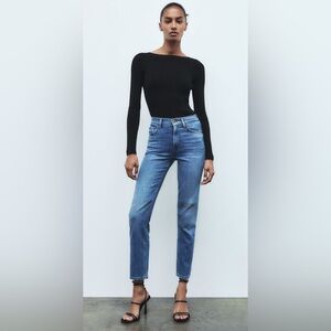 ZARA ZW THE SLIM CROPPED JEANS 6 NWOT